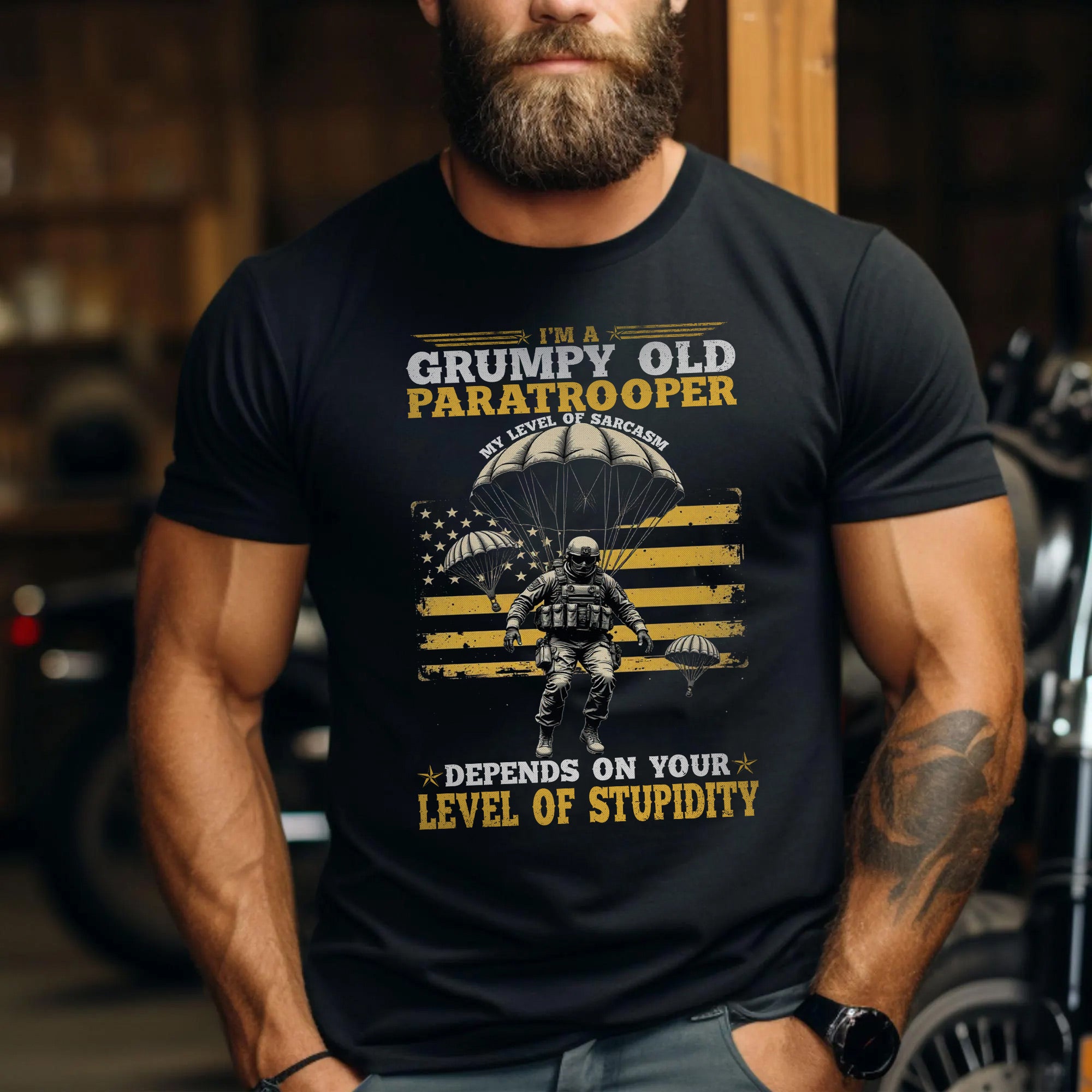 I’m a Grumpy Old Paratrooper My Sarcasm Depends on Your Level of Stupidity US Military Veteran T-Shirt