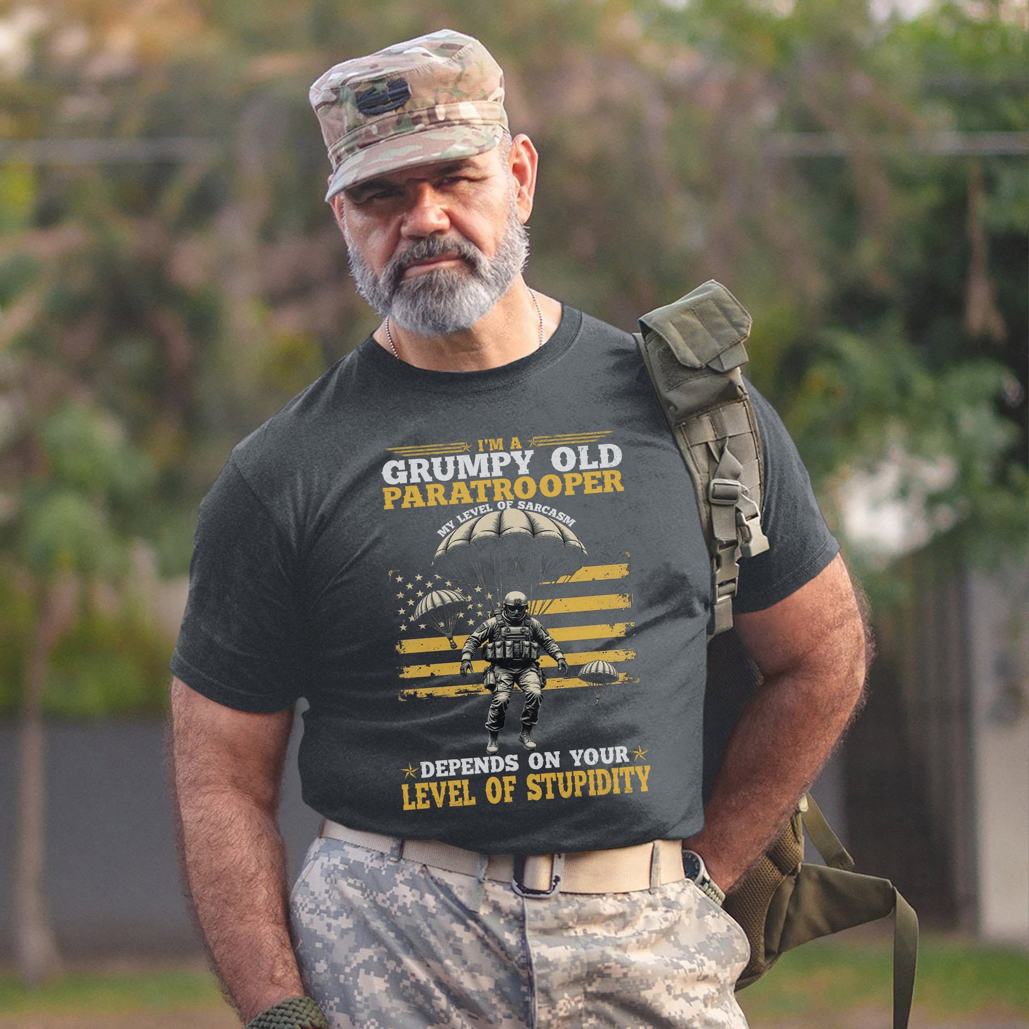 I’m a Grumpy Old Paratrooper My Sarcasm Depends on Your Level of Stupidity US Military Veteran T-Shirt