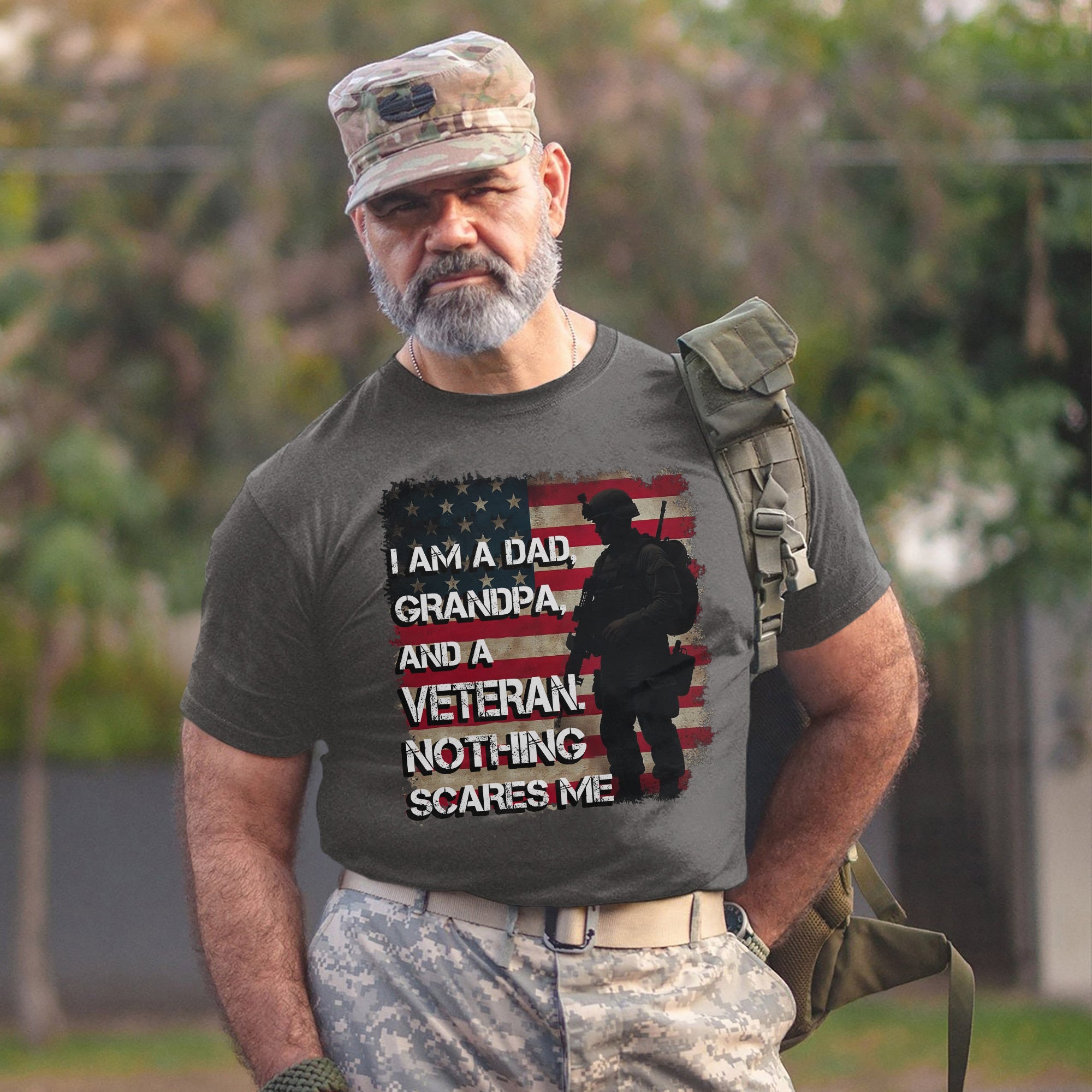 I Am a Dad Grandpa and a Veteran Nothing Scares Me US Military Patriotic T-Shirt