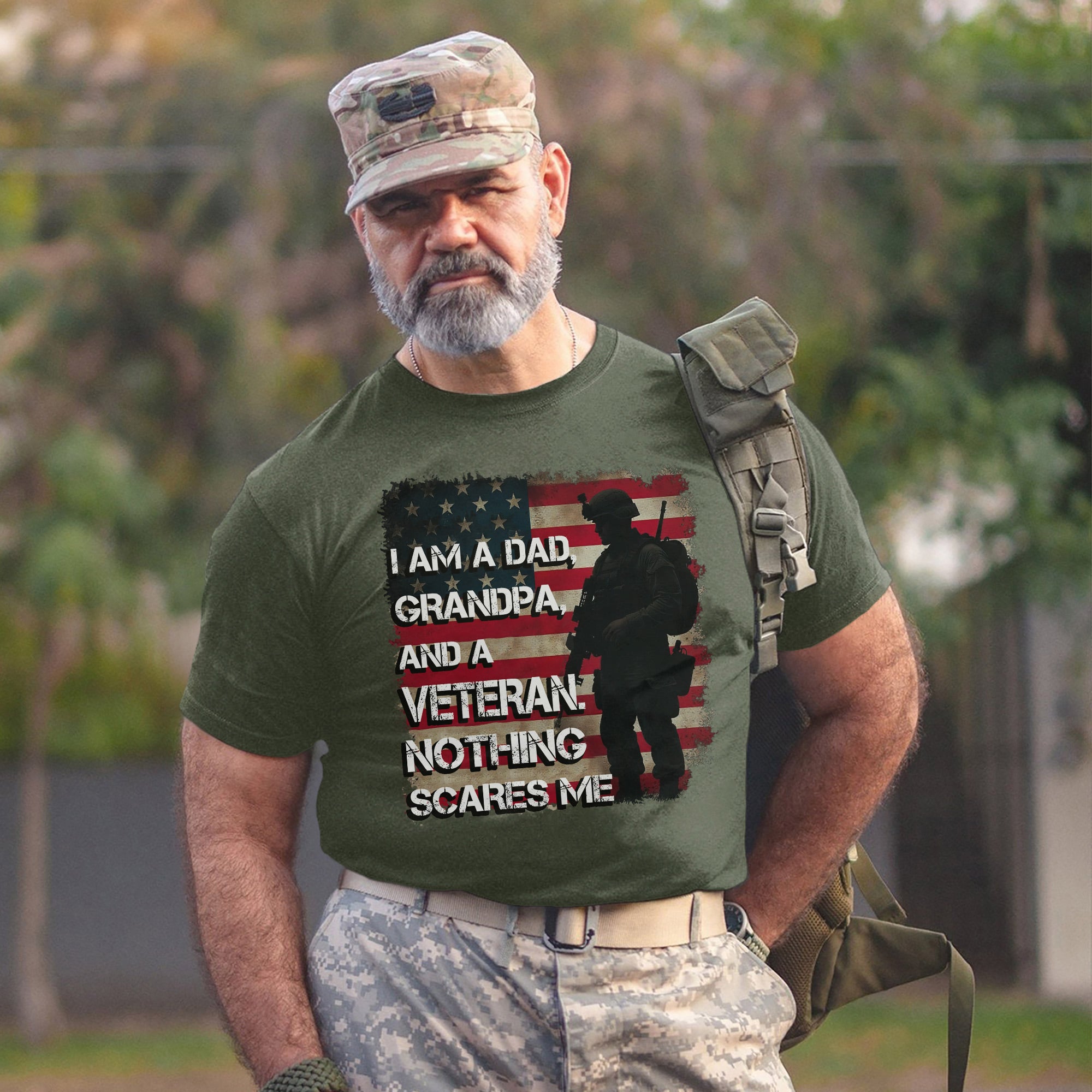 I Am a Dad Grandpa and a Veteran Nothing Scares Me US Military Patriotic T-Shirt
