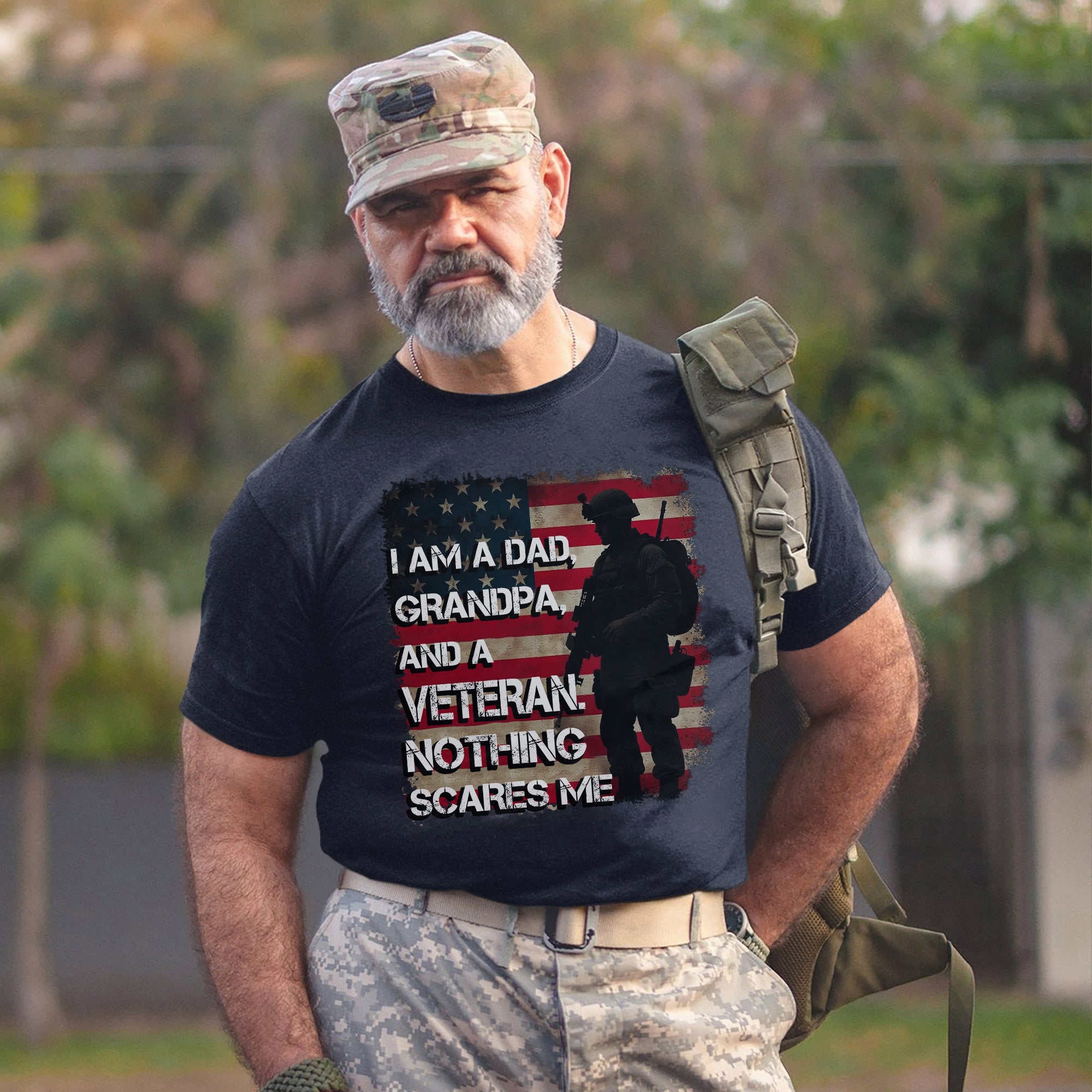 I Am a Dad Grandpa and a Veteran Nothing Scares Me US Military Patriotic T-Shirt