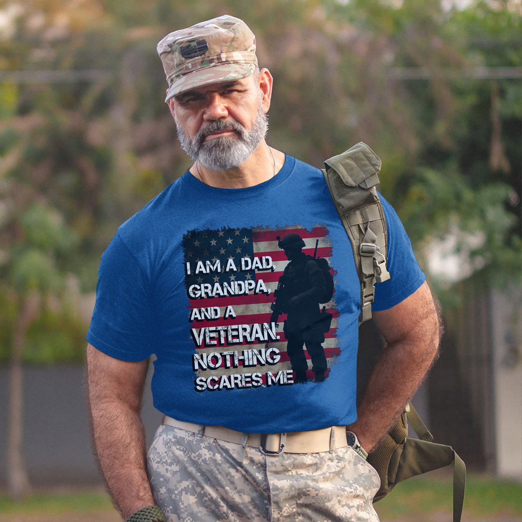 I Am a Dad Grandpa and a Veteran Nothing Scares Me US Military Patriotic T-Shirt