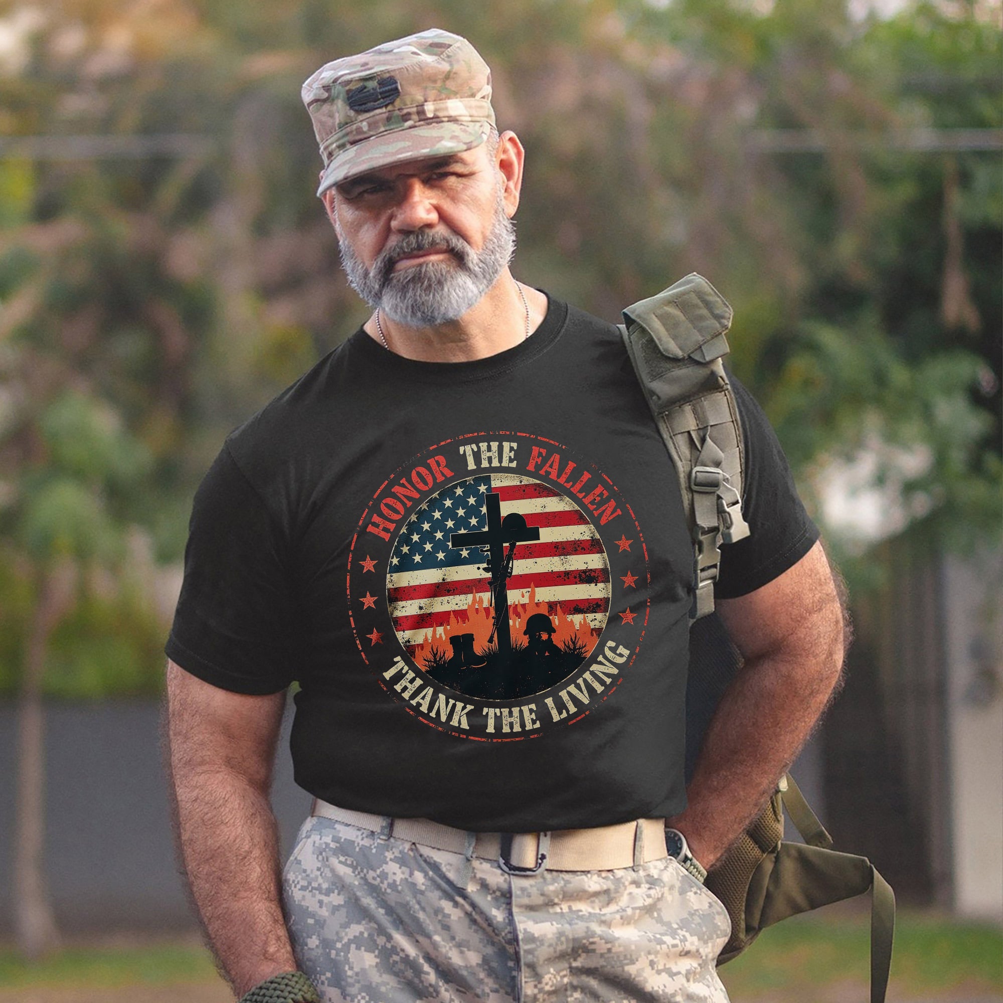 Honor the Fallen Thank the Living Proud US Military Veteran Tribute T-Shirt