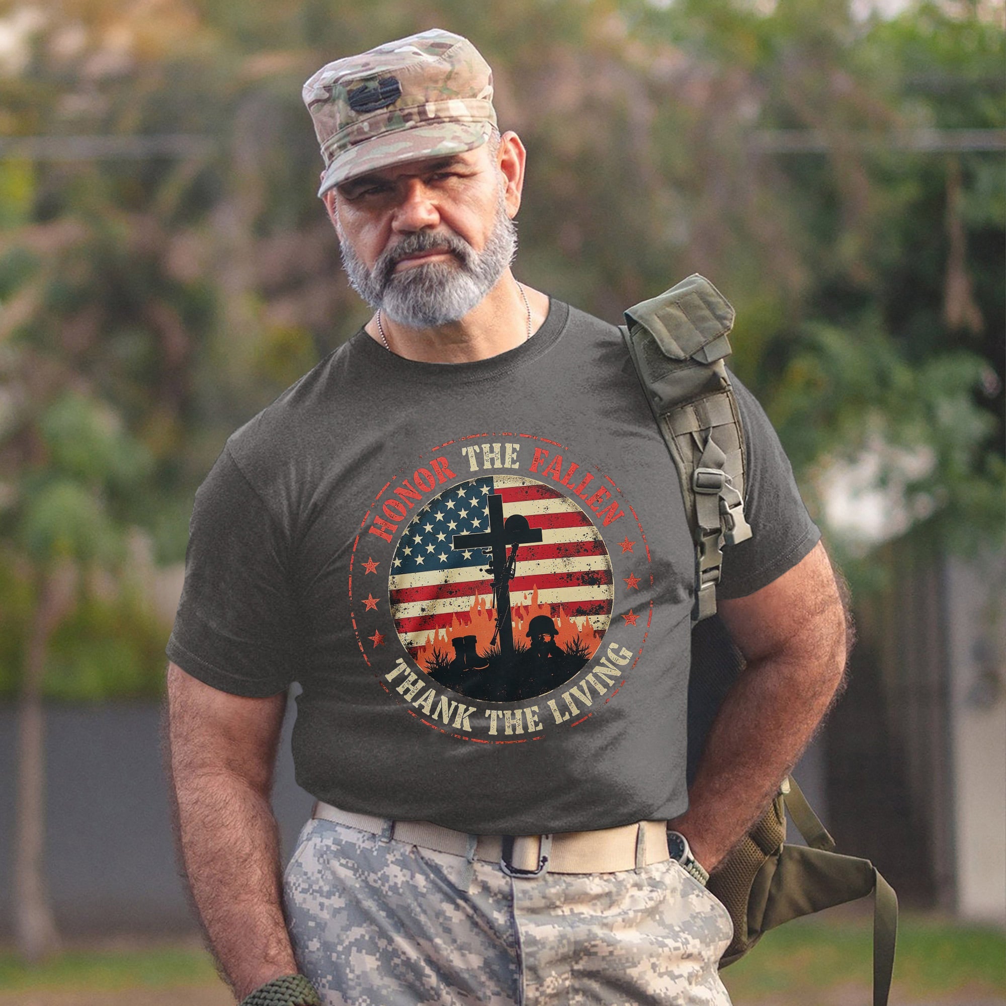 Honor the Fallen Thank the Living Proud US Military Veteran Tribute T-Shirt
