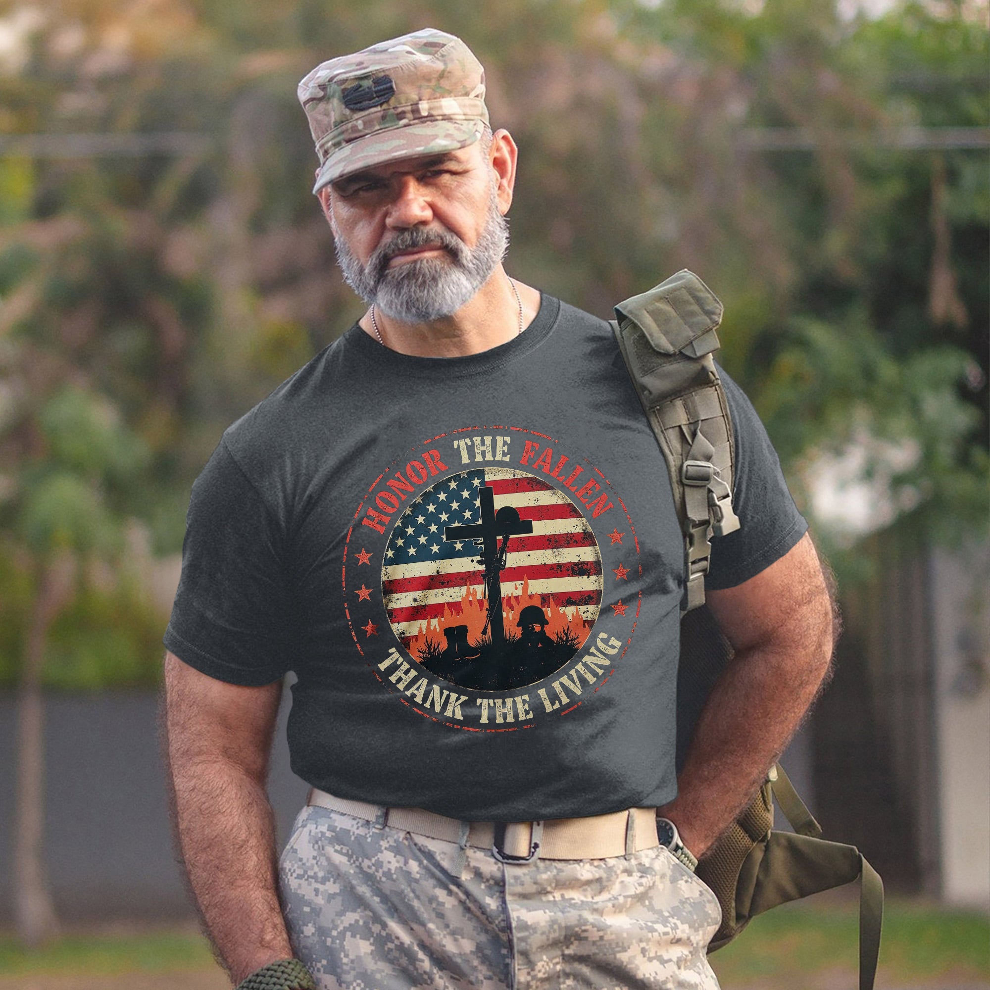 Honor the Fallen Thank the Living Proud US Military Veteran Tribute T-Shirt
