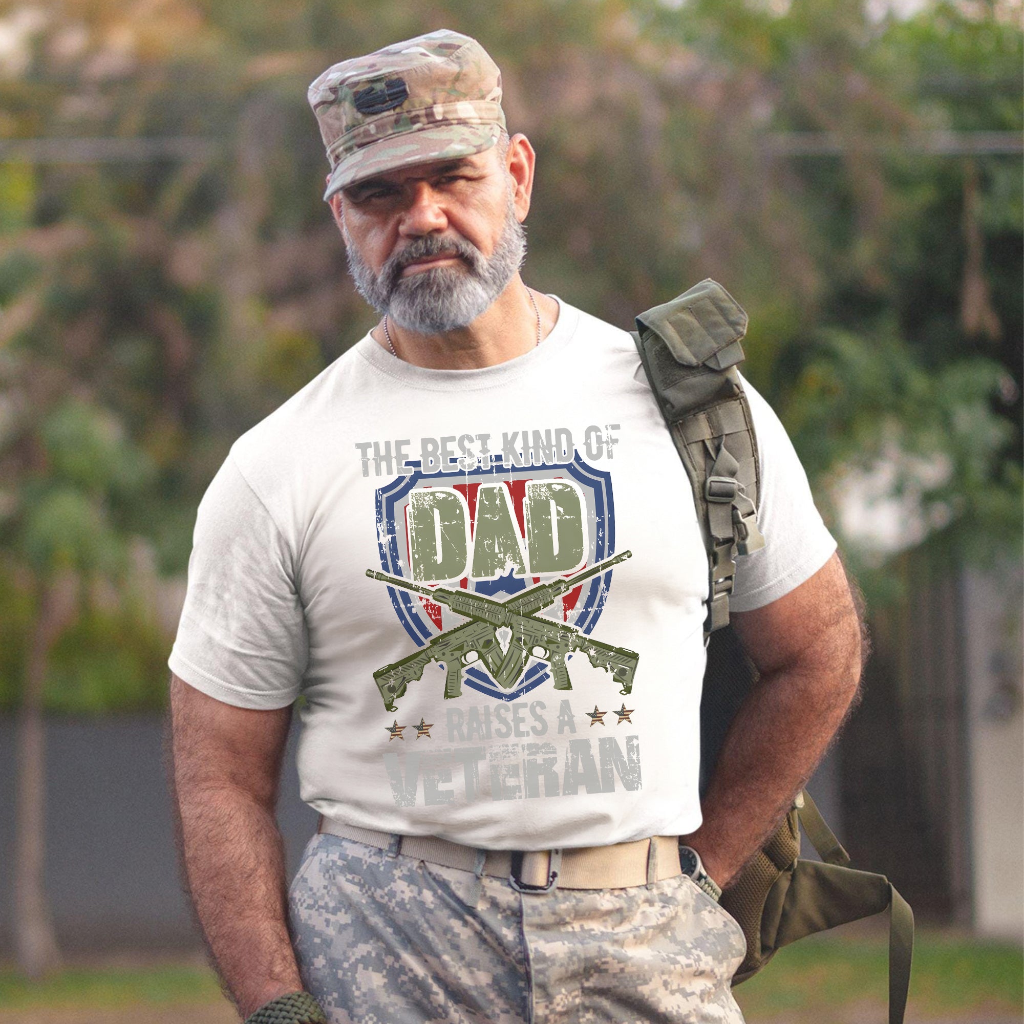 The Best Kind of Dad Raises a Veteran Patriotic Family Design Honoring Service and Fatherhood T-Shirt