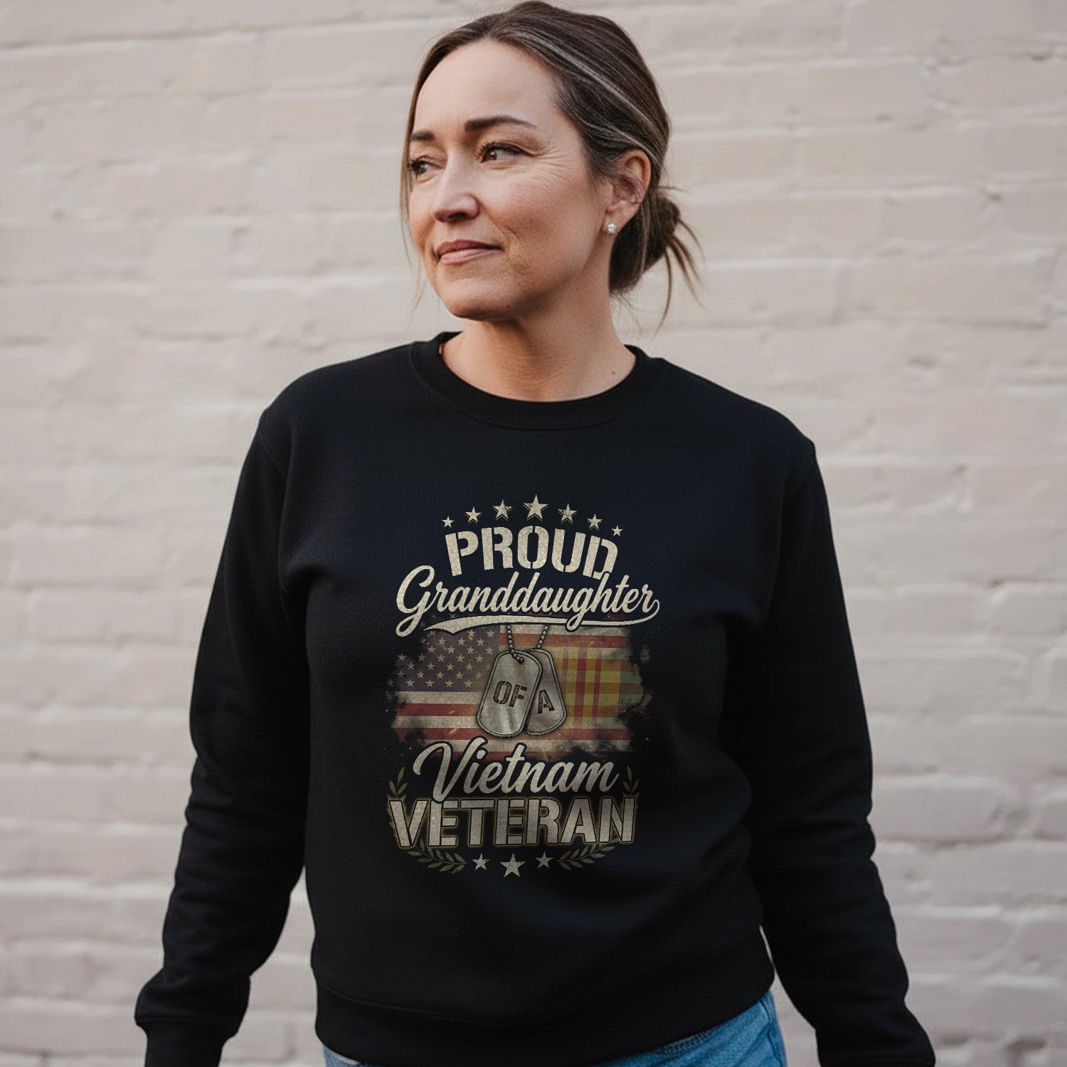 Proud Granddaughter of a Vietnam Veteran Gift Sweatshirt
