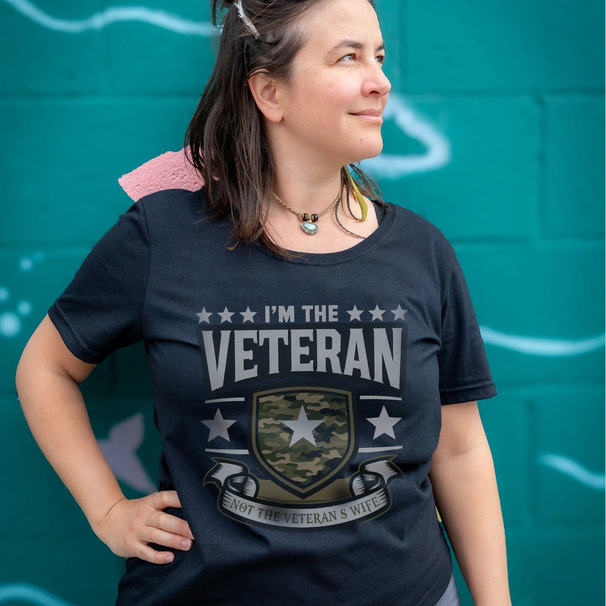 I’m the Veteran Not the Veteran’s Wife Proud US Military Patriotic T-Shirt