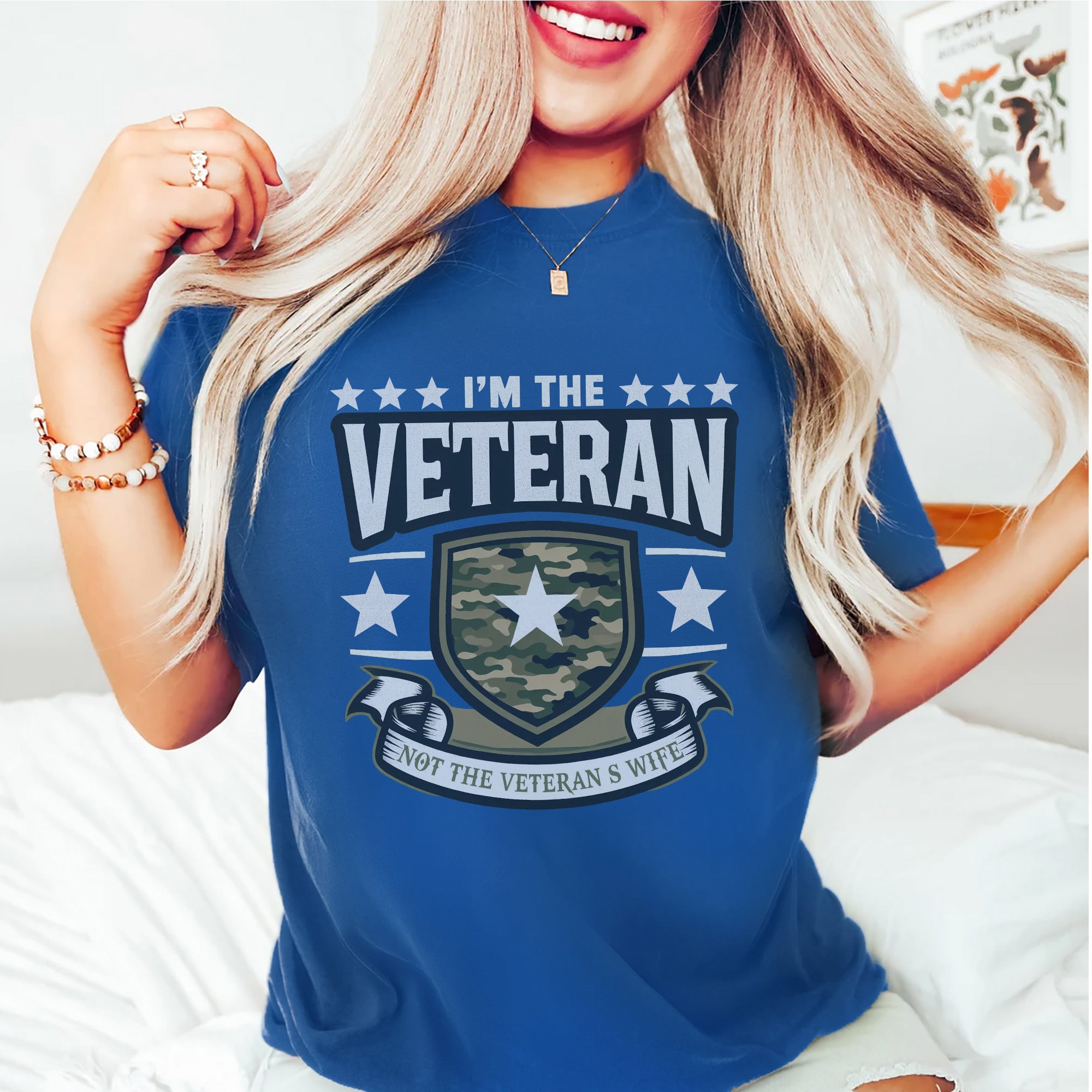 I’m the Veteran Not the Veteran’s Wife Proud US Military Patriotic T-Shirt