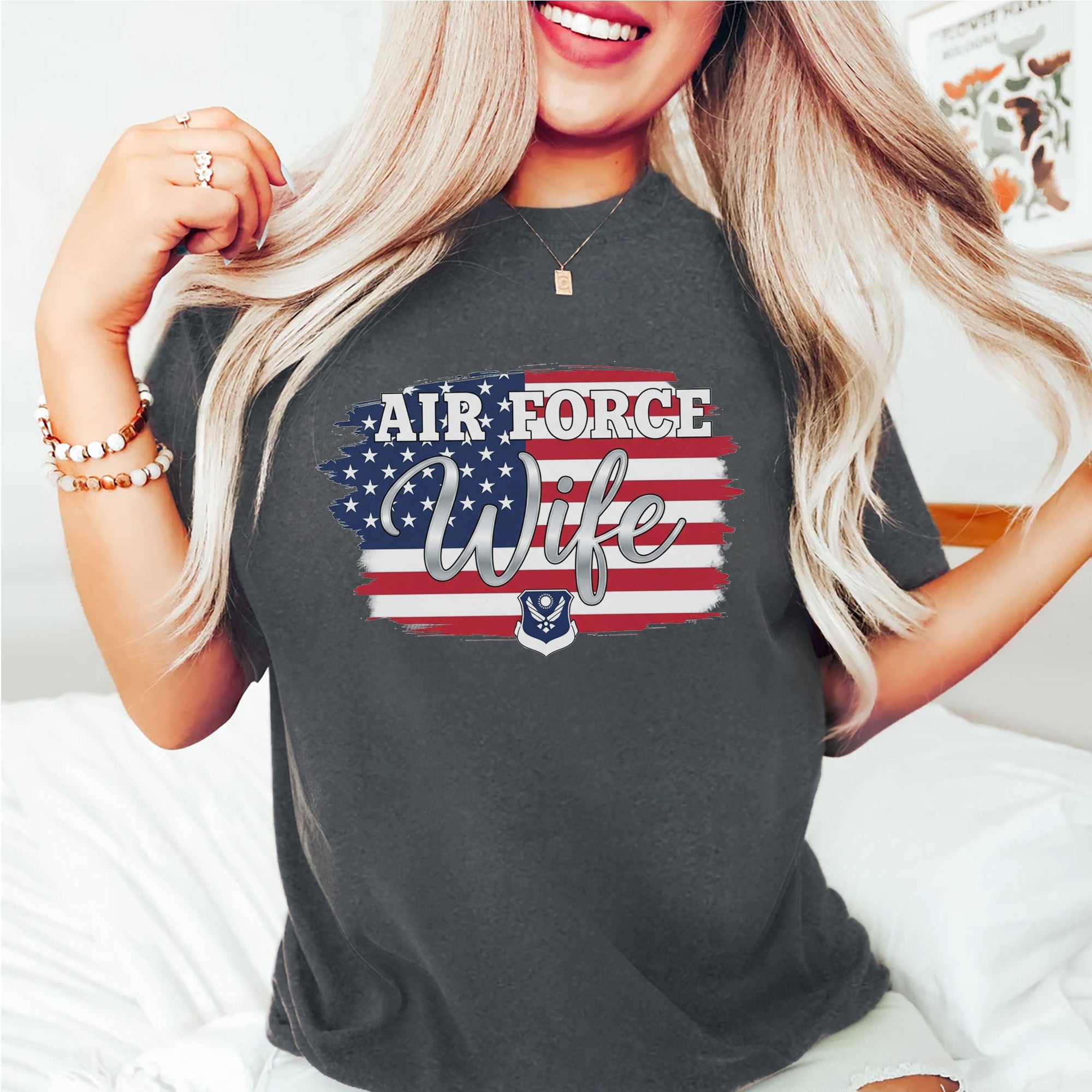 Air Force Wife US Military Patriotic Support Proud Military Family T-Shirt