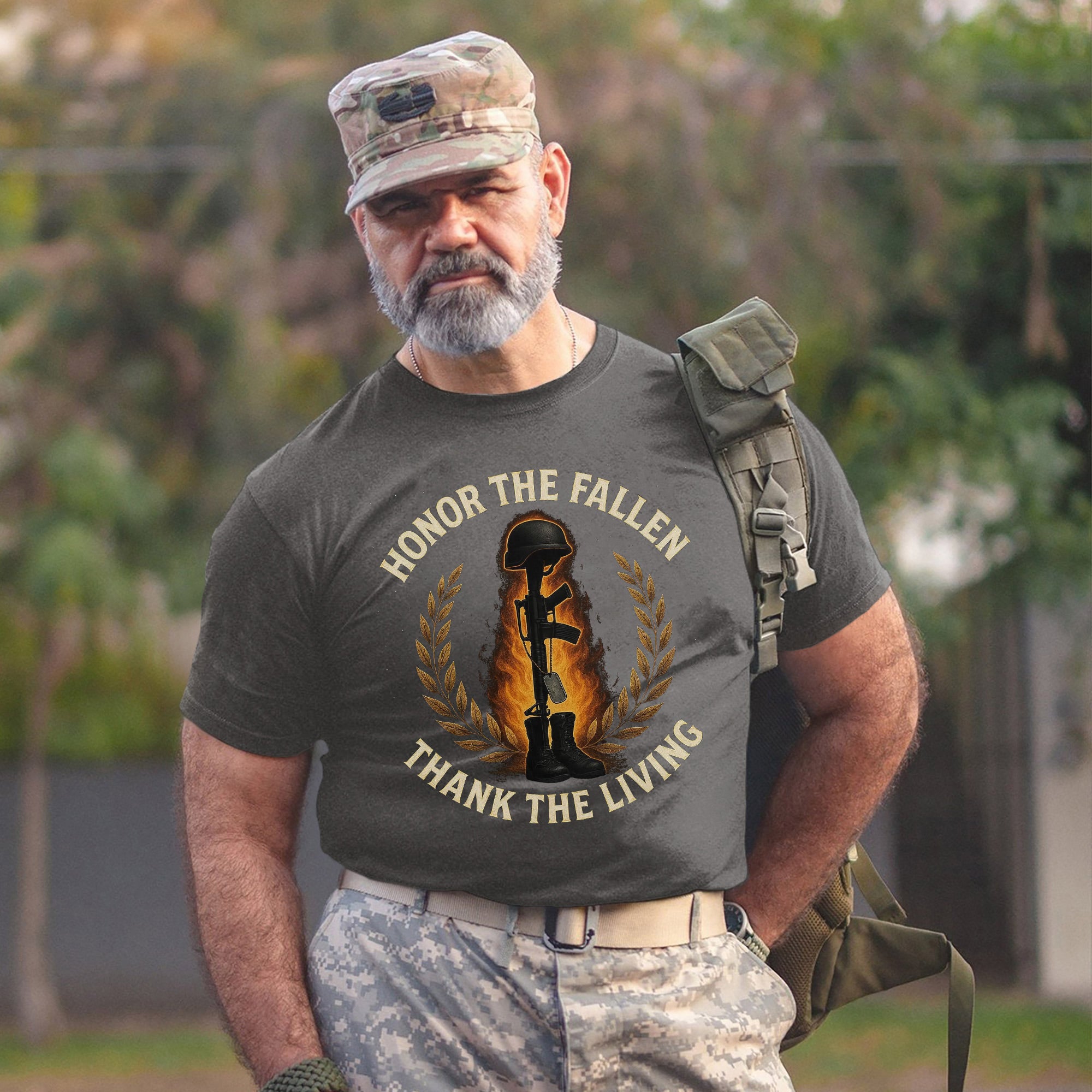 Honor the Fallen Thank the Living US Military Veteran Patriotic Tribute T-Shirt