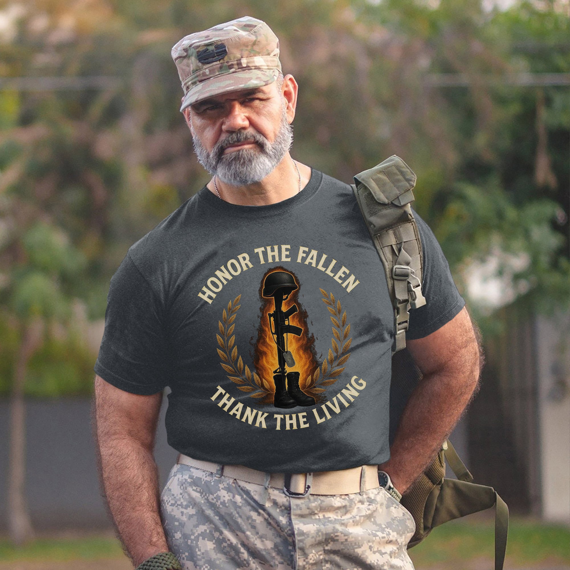 Honor the Fallen Thank the Living US Military Veteran Patriotic Tribute T-Shirt