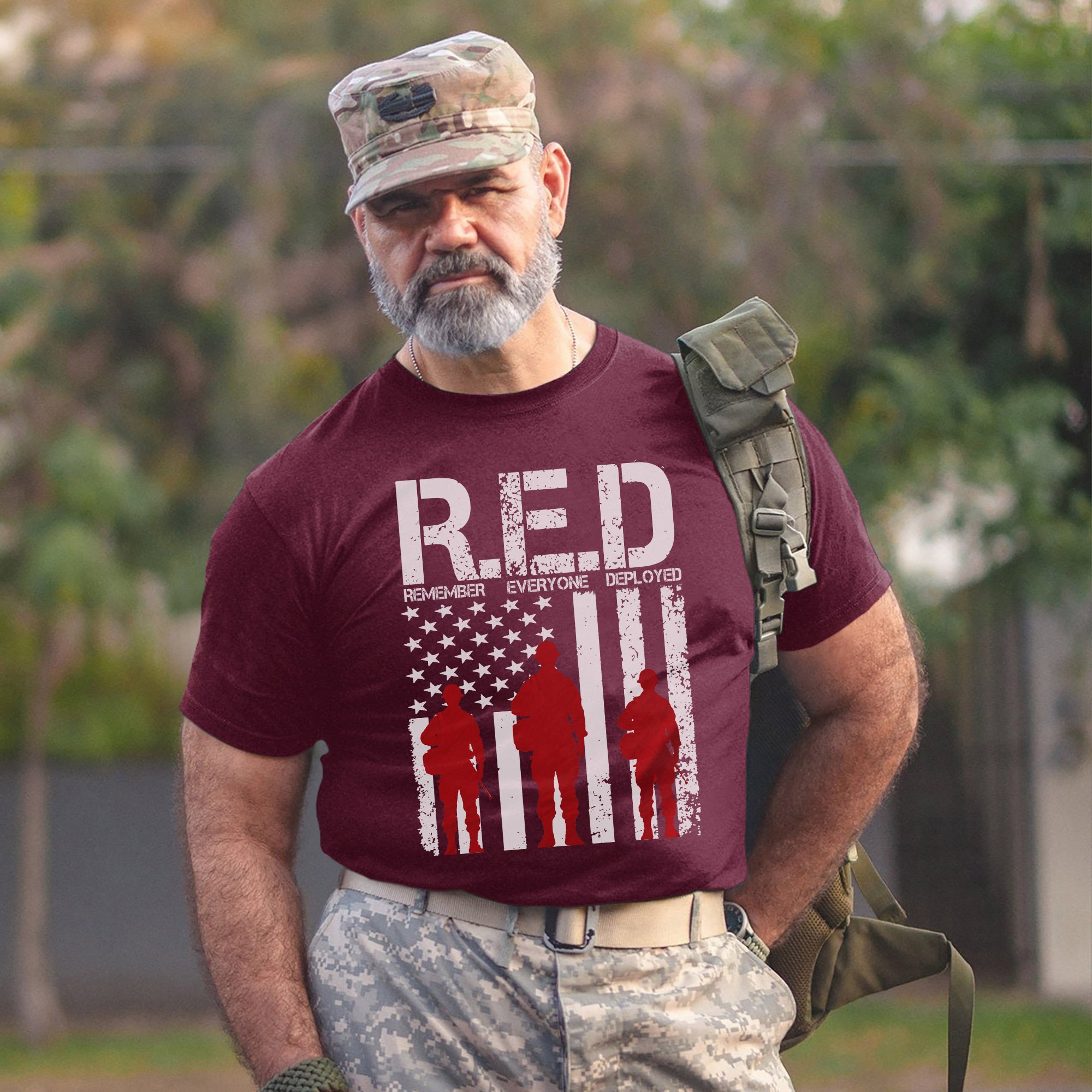 Remember Everyone Deployed Proud US Military Veteran Support Red Friday T-Shirt