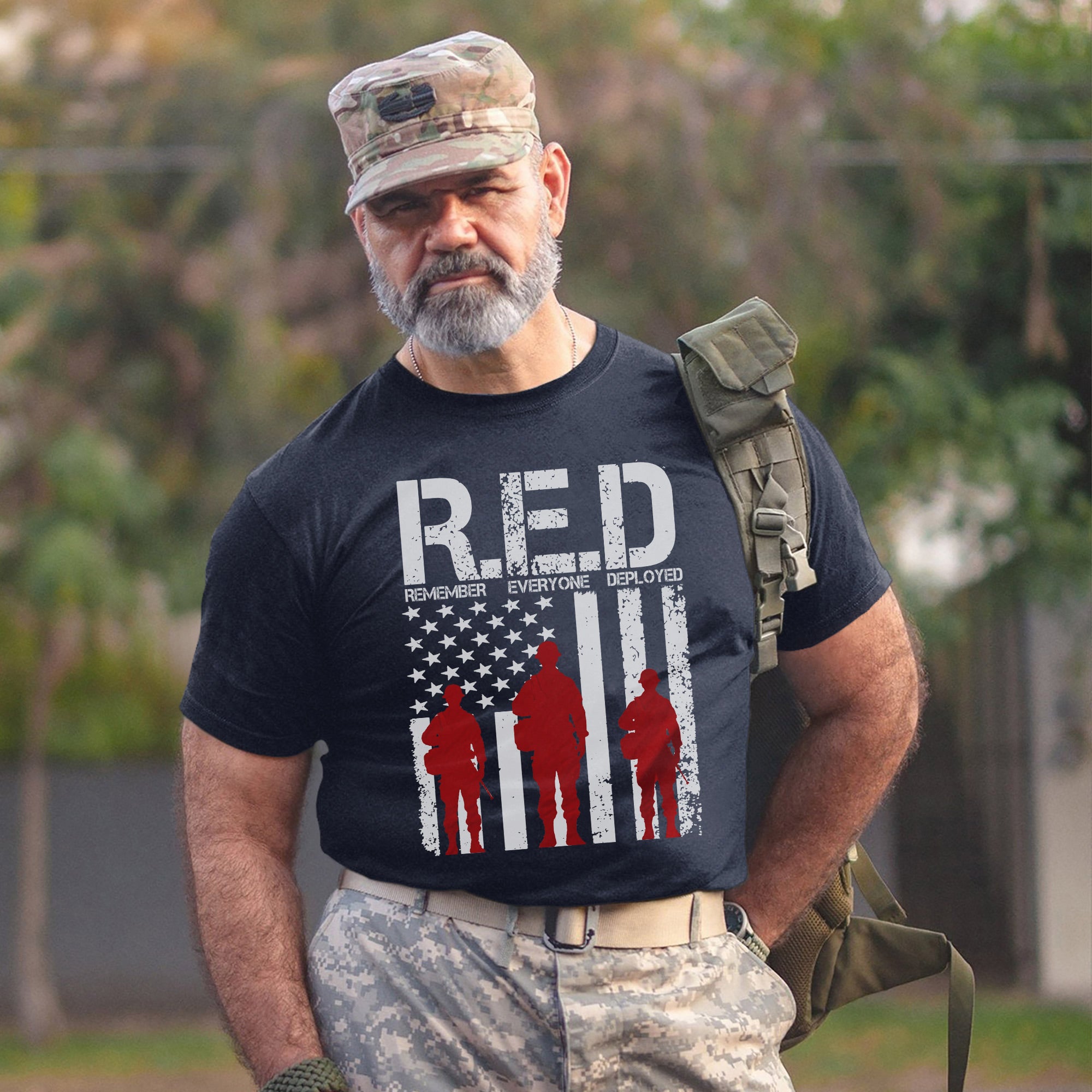 Remember Everyone Deployed Proud US Military Veteran Support Red Friday T-Shirt