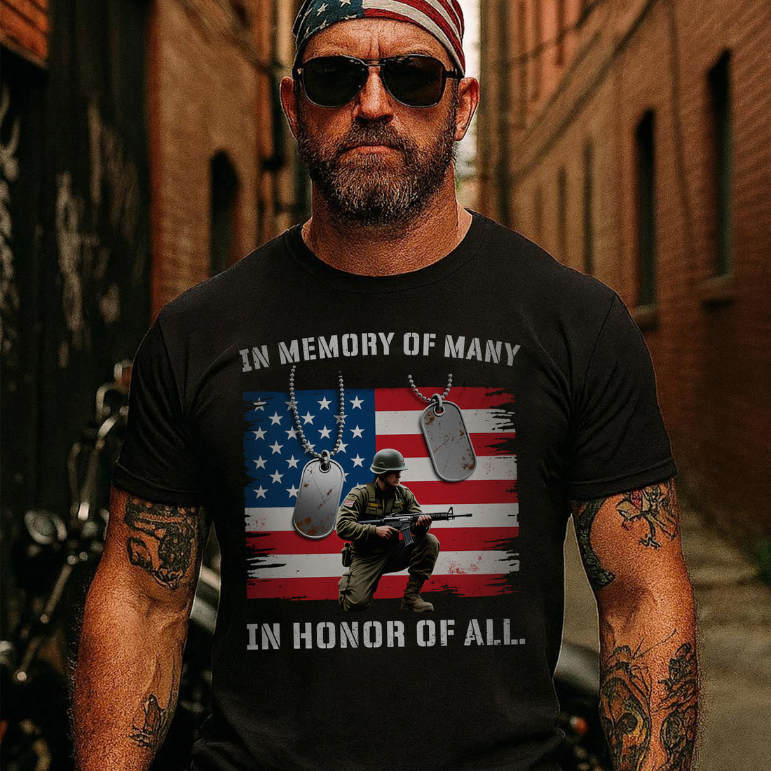 In Memory of Many In Honor of All Proud US Military Veteran Remembrance T-Shirt