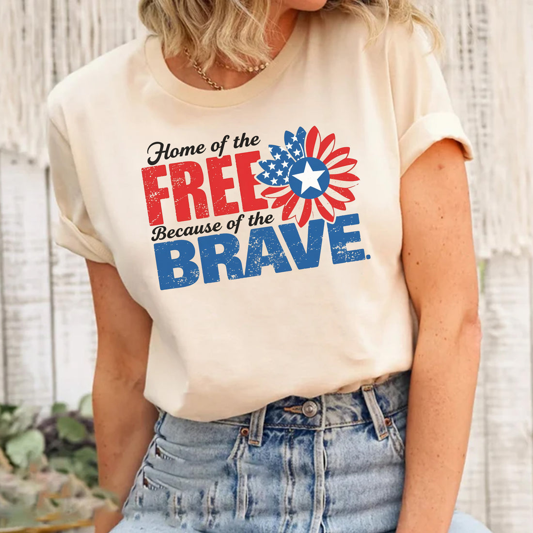 Home of the Free Because of the Brave Patriotic Tribute to Those Who Defend Our Freedom T-Shirt