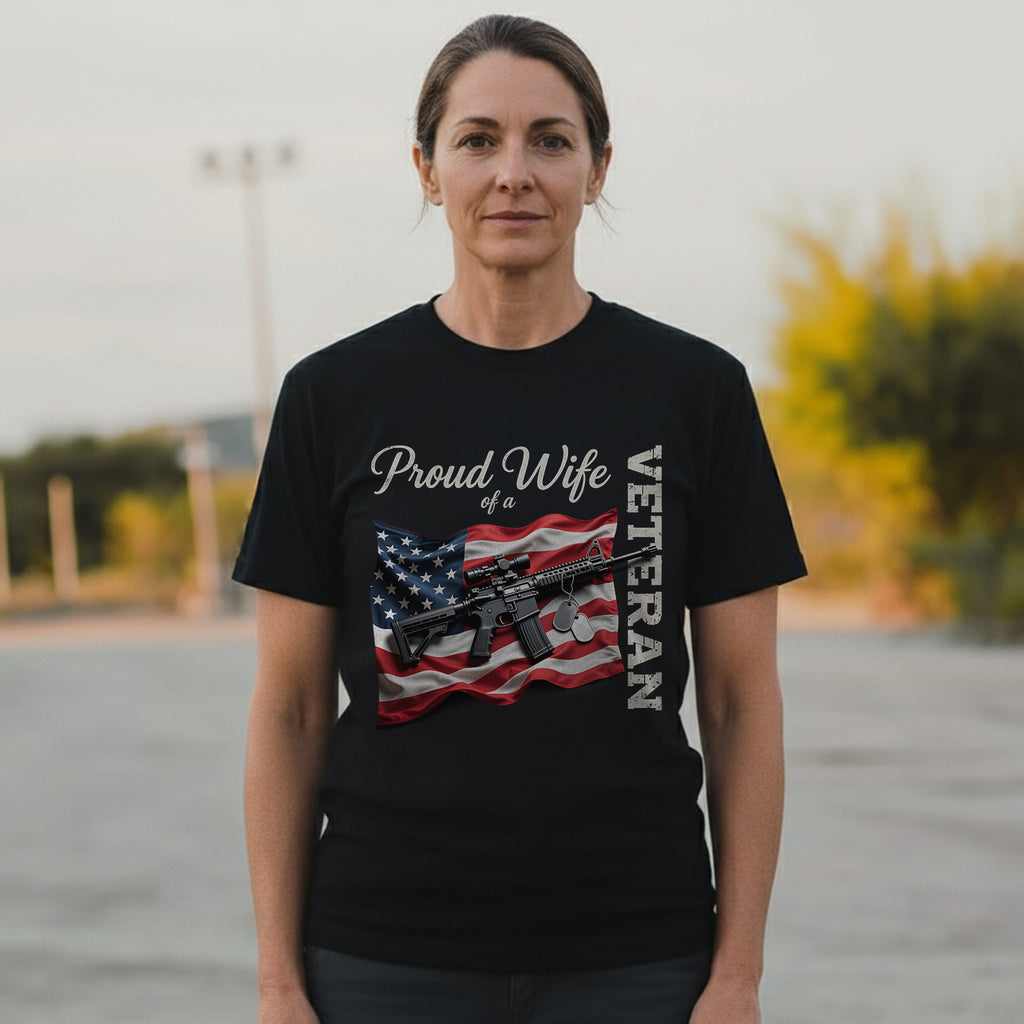 Proud Wife of a Veteran Strong Heart Loyal T-Shirt