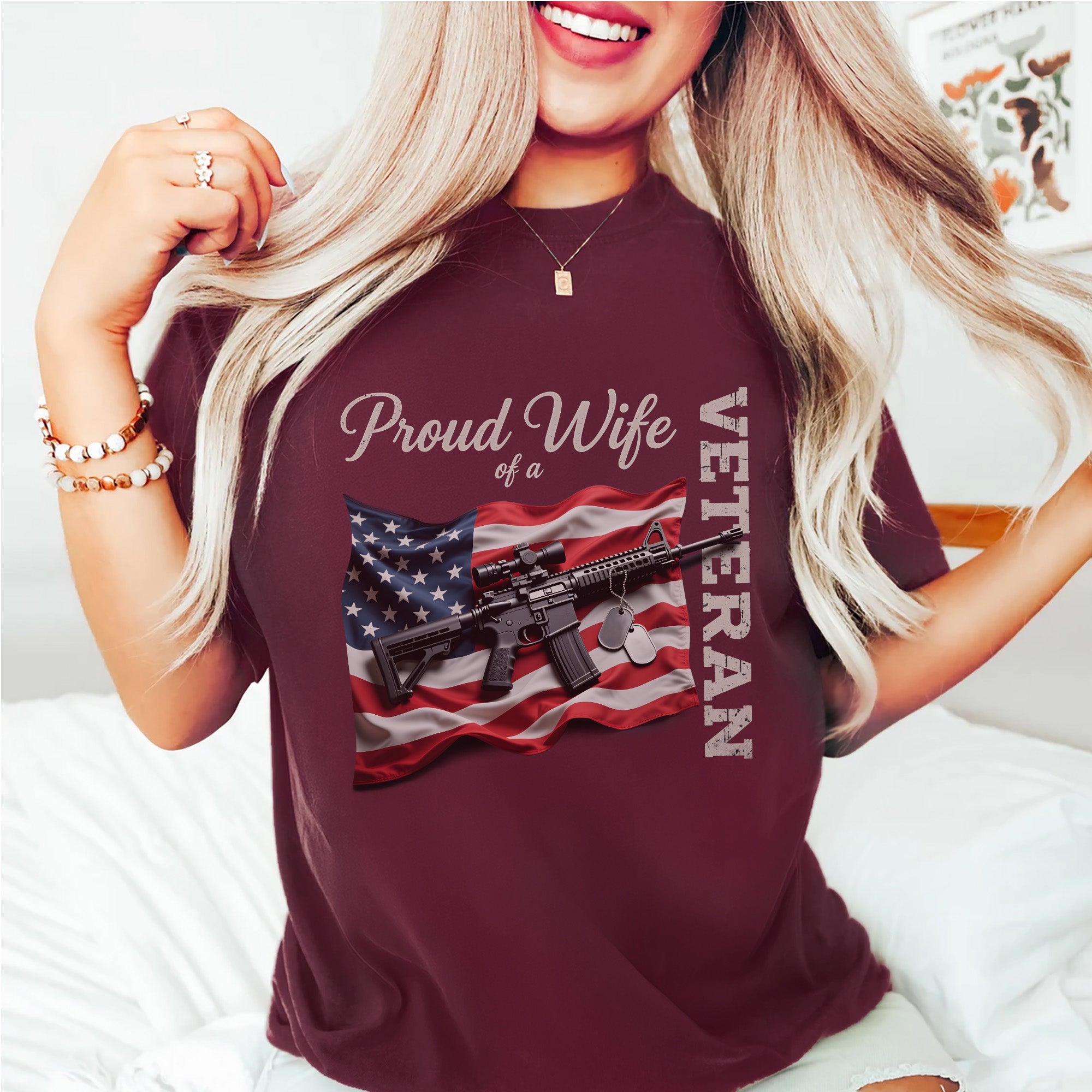 Proud Wife of a Veteran Strong Heart Loyal T-Shirt