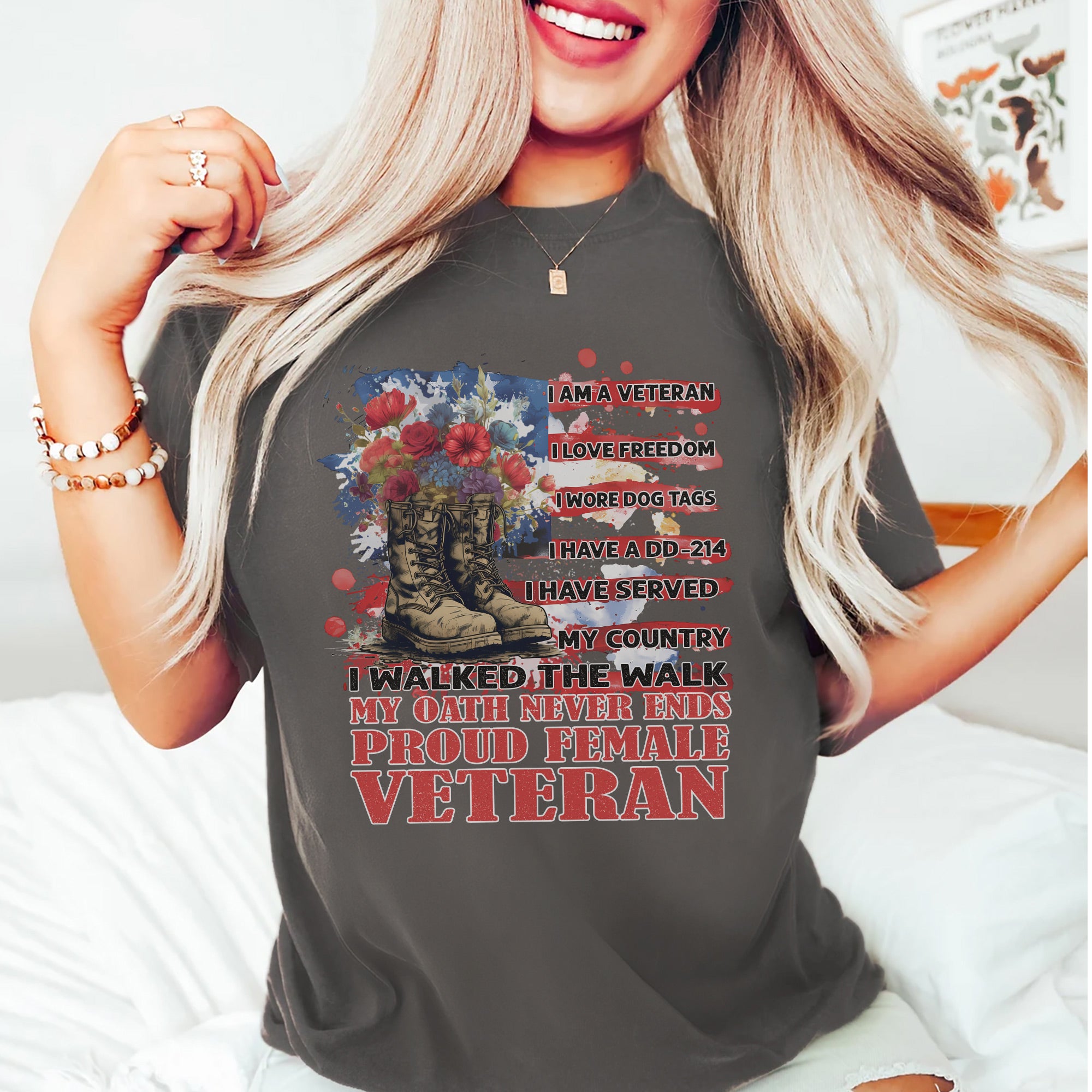 Proud Female Veteran I Served with Honor I Have A DD214 My Oath Never Ends T-Shirt
