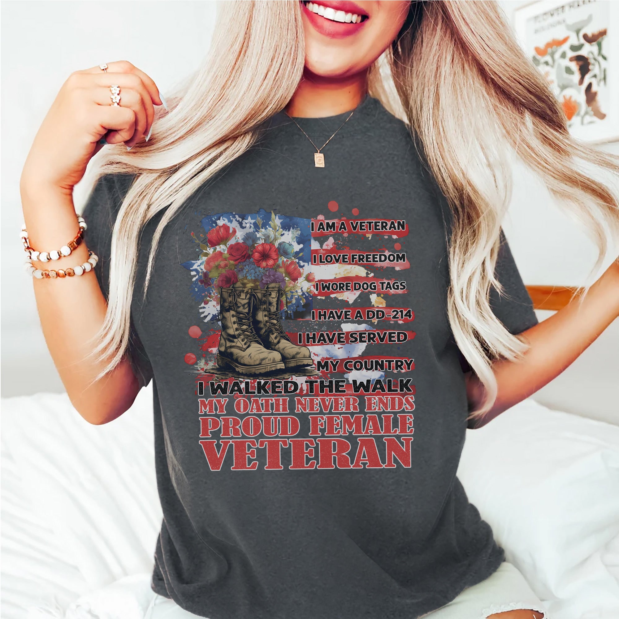 Proud Female Veteran I Served with Honor I Have A DD214 My Oath Never Ends T-Shirt