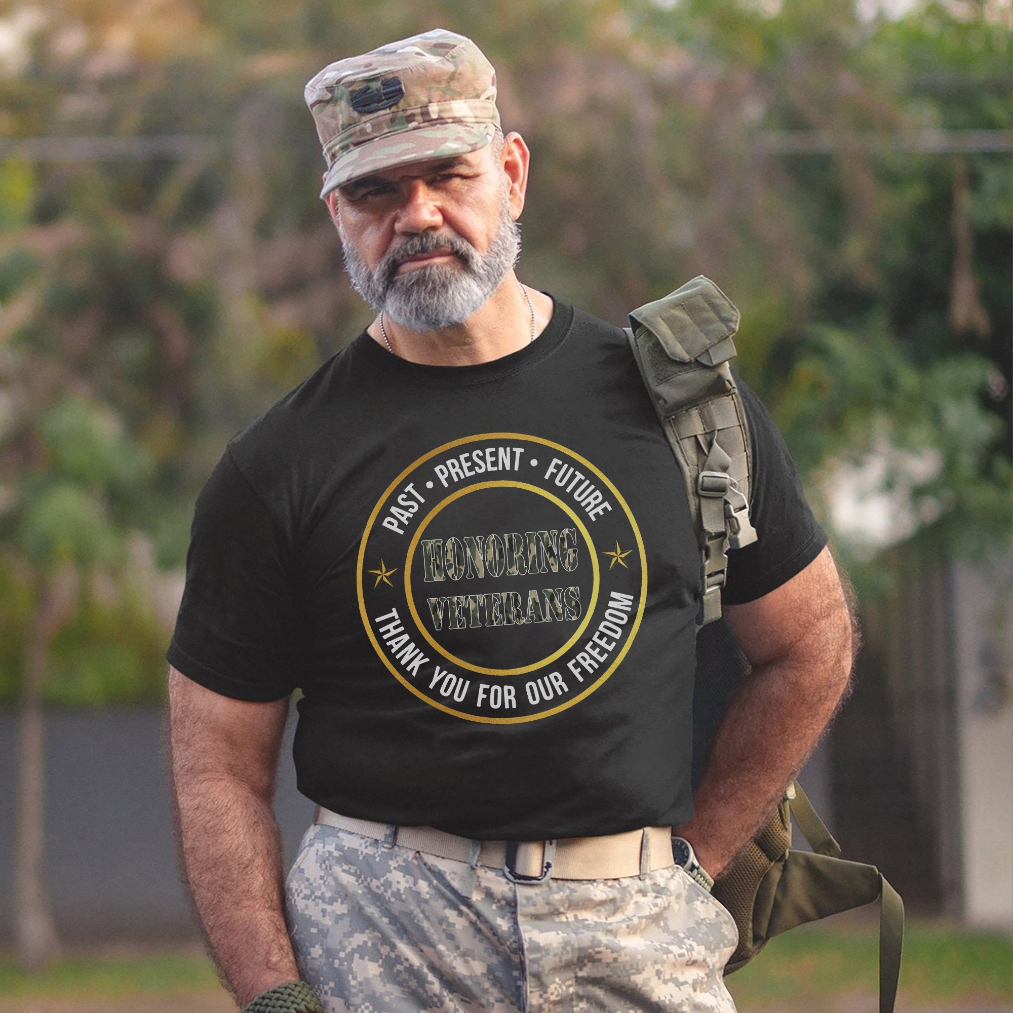 Past Present and Future Honoring Veterans Thank You for Our Freedom US Military Pride T-Shirt