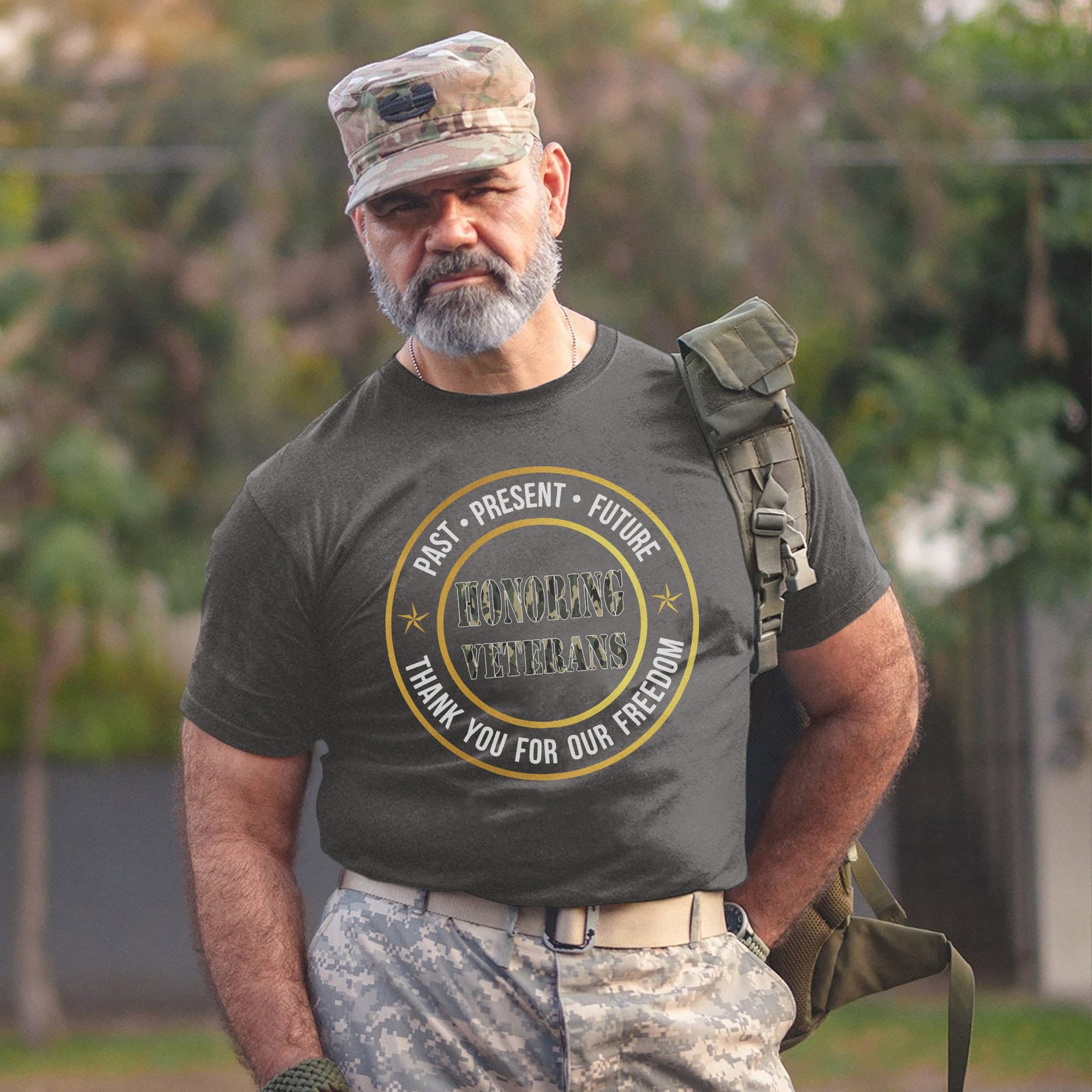 Past Present and Future Honoring Veterans Thank You for Our Freedom US Military Pride T-Shirt