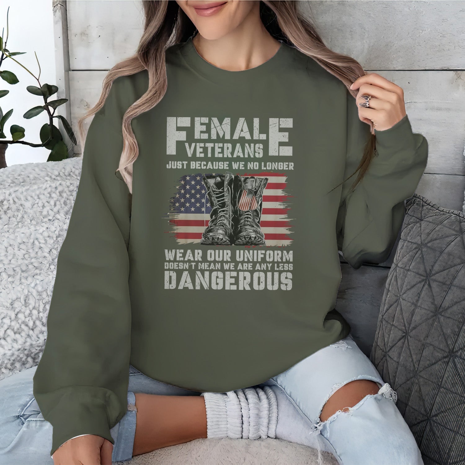 Once Upon a Time There Was a Woman Who Sweatshirt