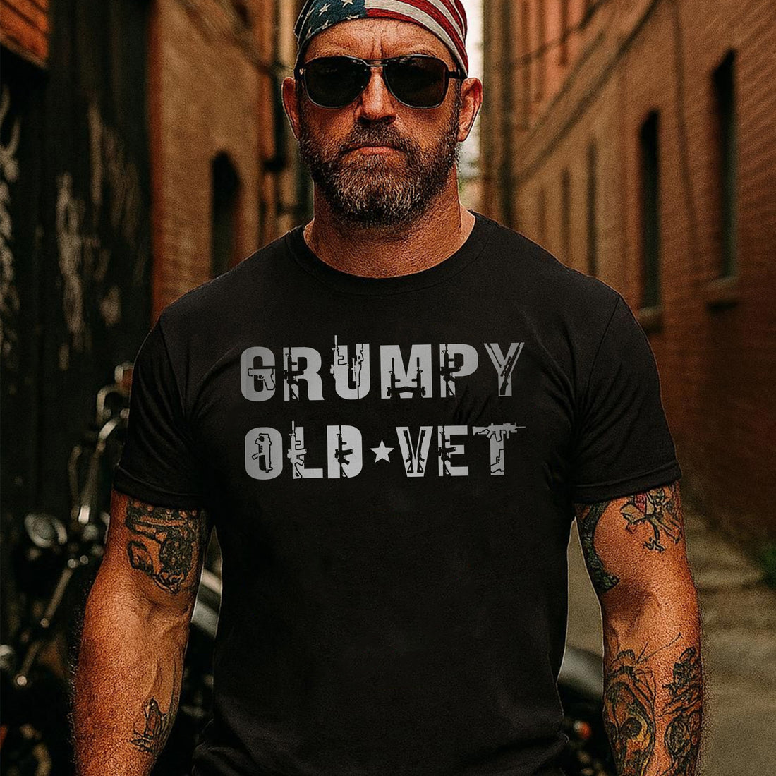 Grumpy Old Vet Military Font Design Bold Patriotic Letters for US Veterans T-Shirt