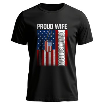 Proud Wife of a Veteran Military Design T-Shirt