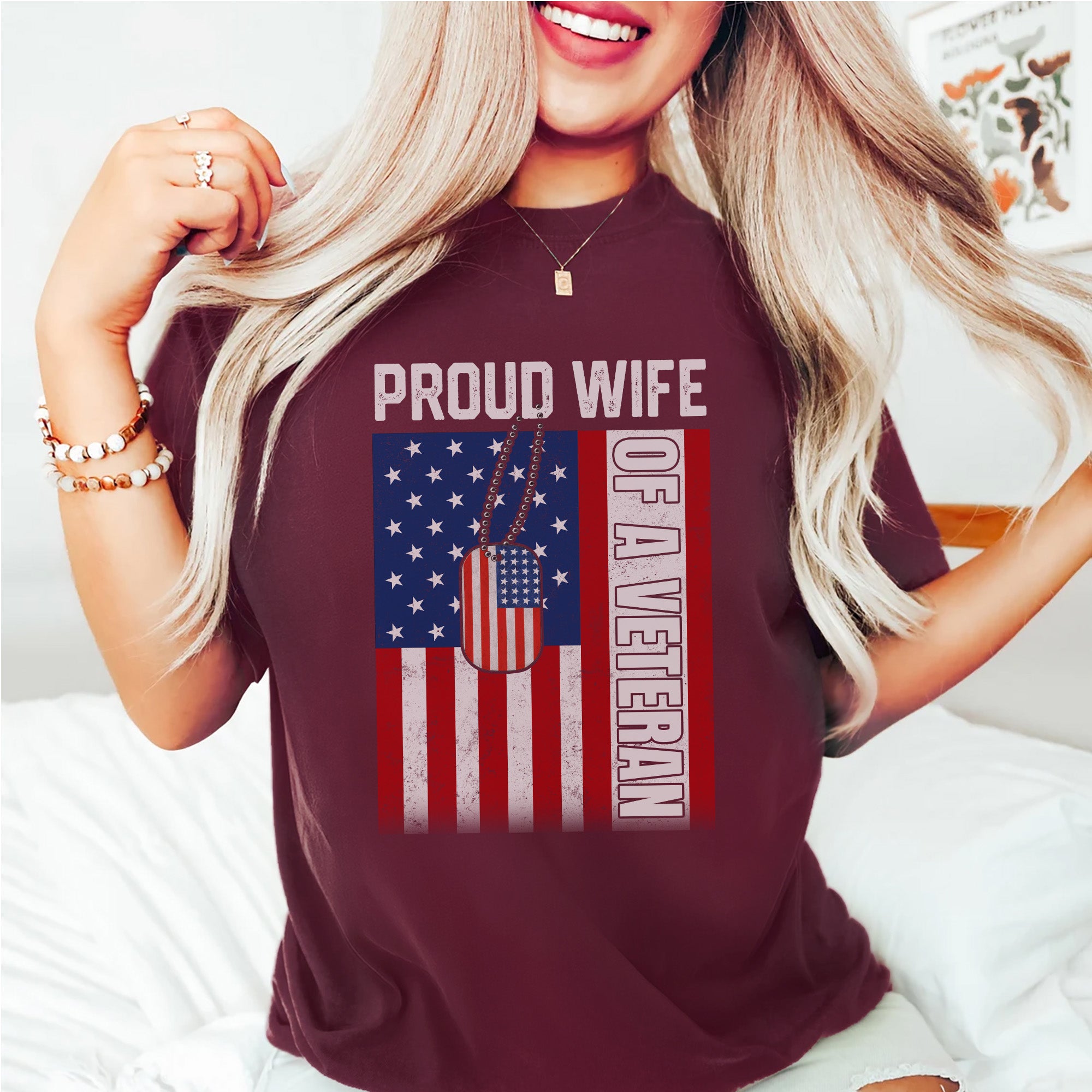 Proud Wife of a Veteran Military Design T-Shirt